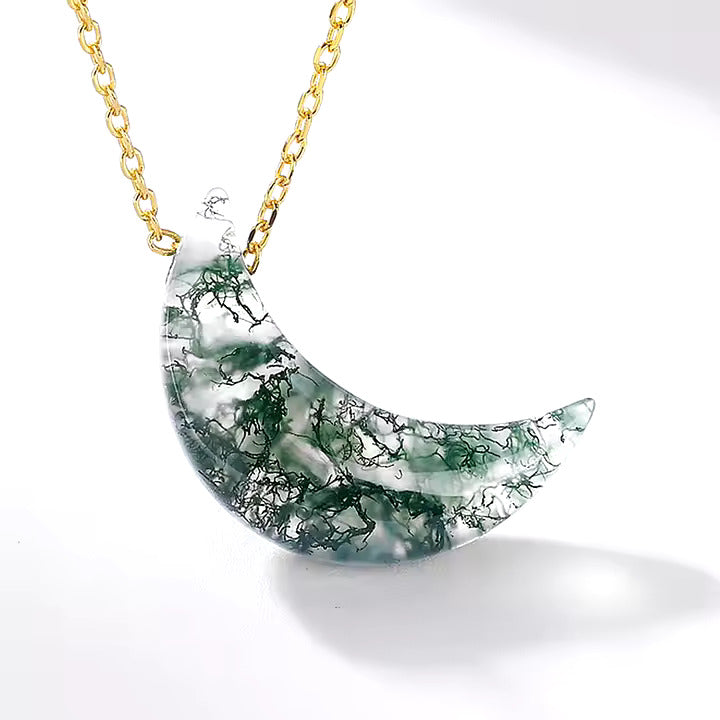 Moss Moon Pendant Necklace in 18K Gold